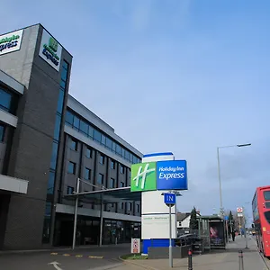 Hotel Express London Heathrow T5 By Ihg, Slough
